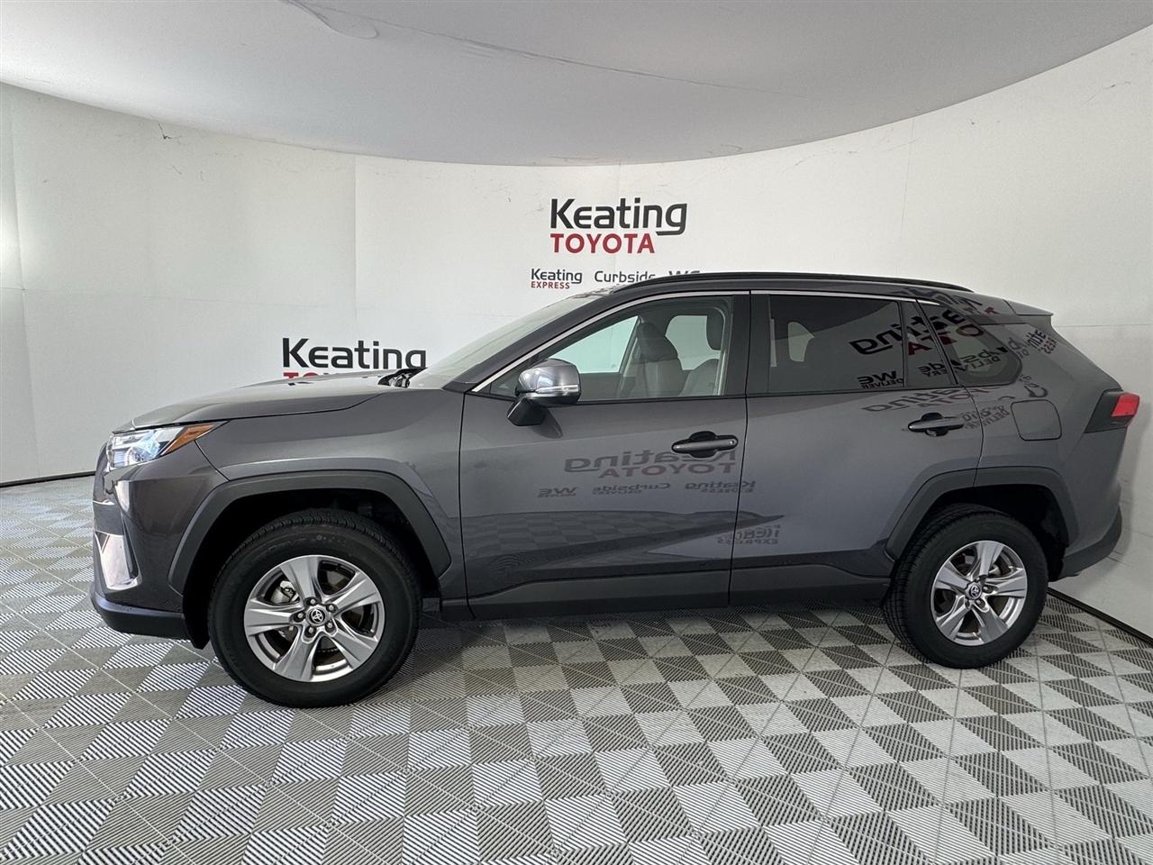 Toyota RAV4 XLE 2025