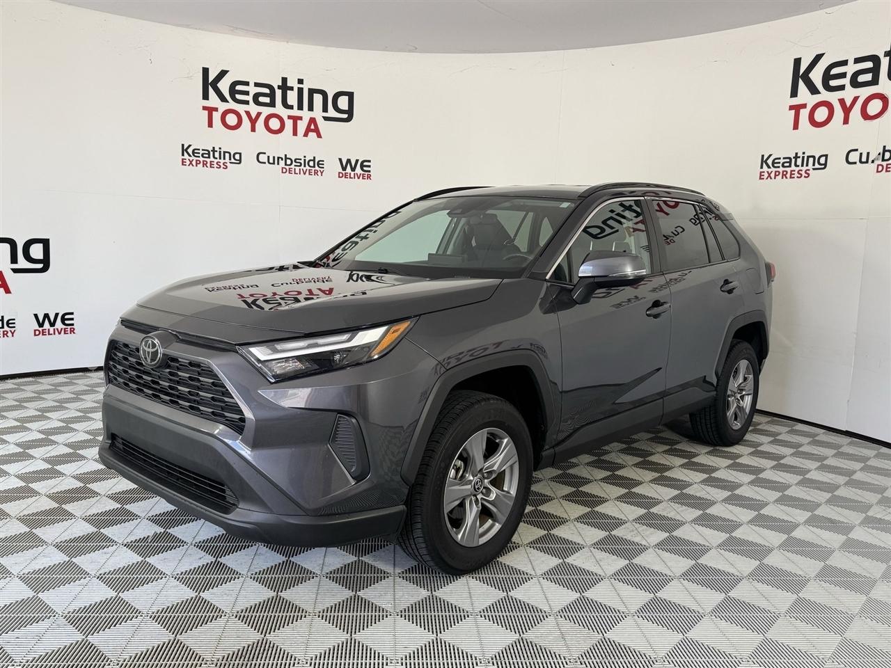 Toyota RAV4 XLE 2025