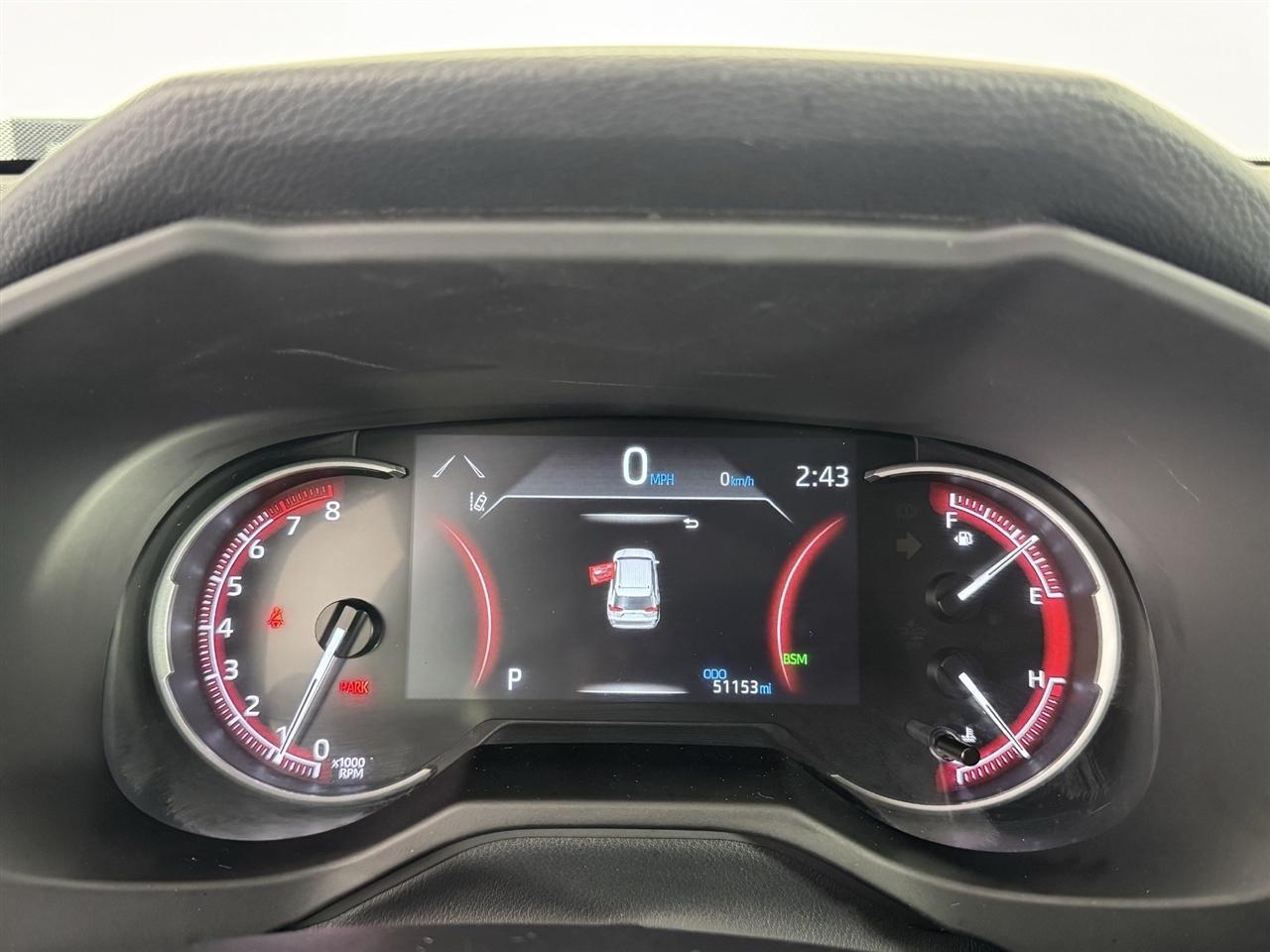 Toyota RAV4 XLE 2025