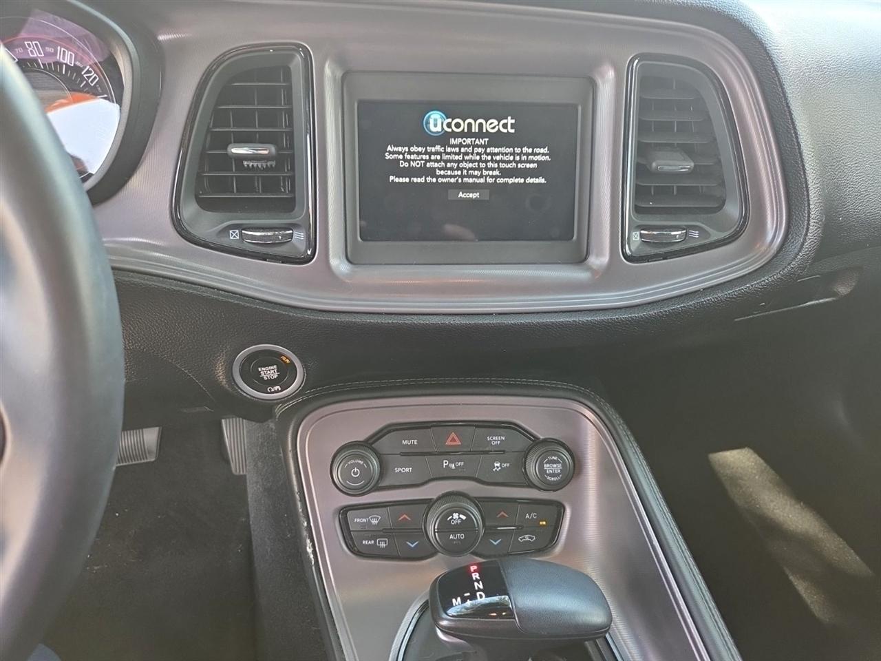 Dodge Challenger GT 2023