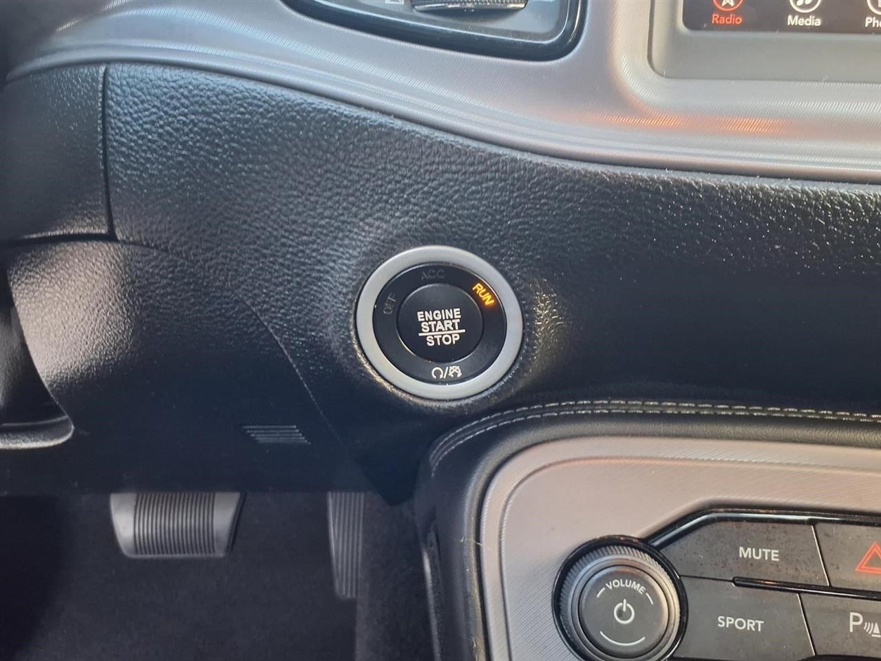 Dodge Challenger GT 2023