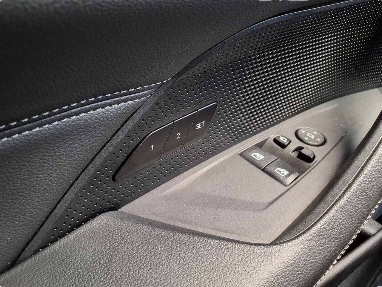 BMW 4-Series 430i coupe 2025