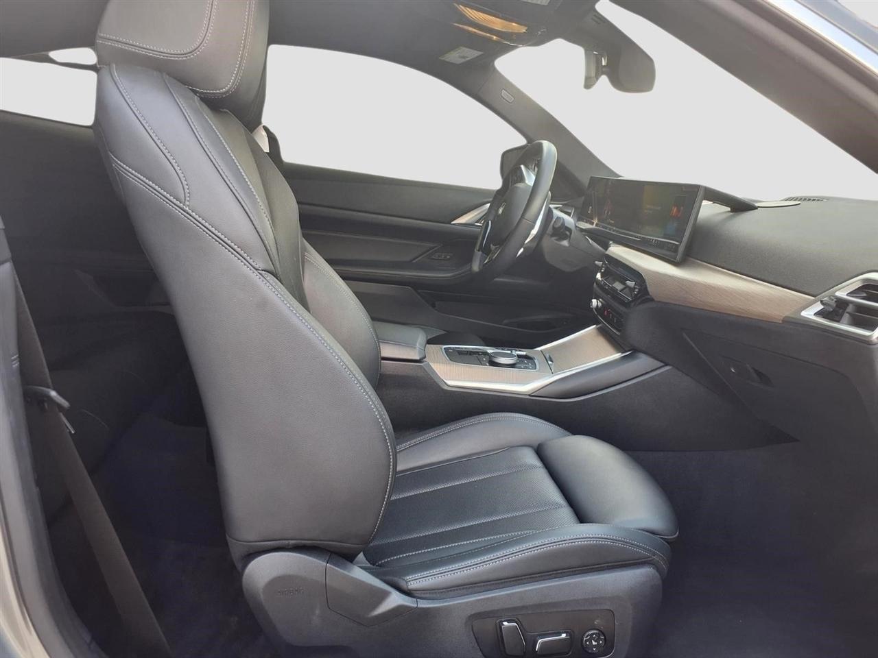 BMW 4-Series 430i coupe 2025