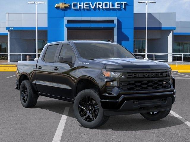 Chevrolet Silverado 1500 Custom Crew Cab 2WD 2026