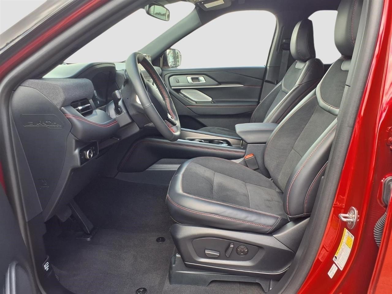 Ford Explorer ST AWD 2025