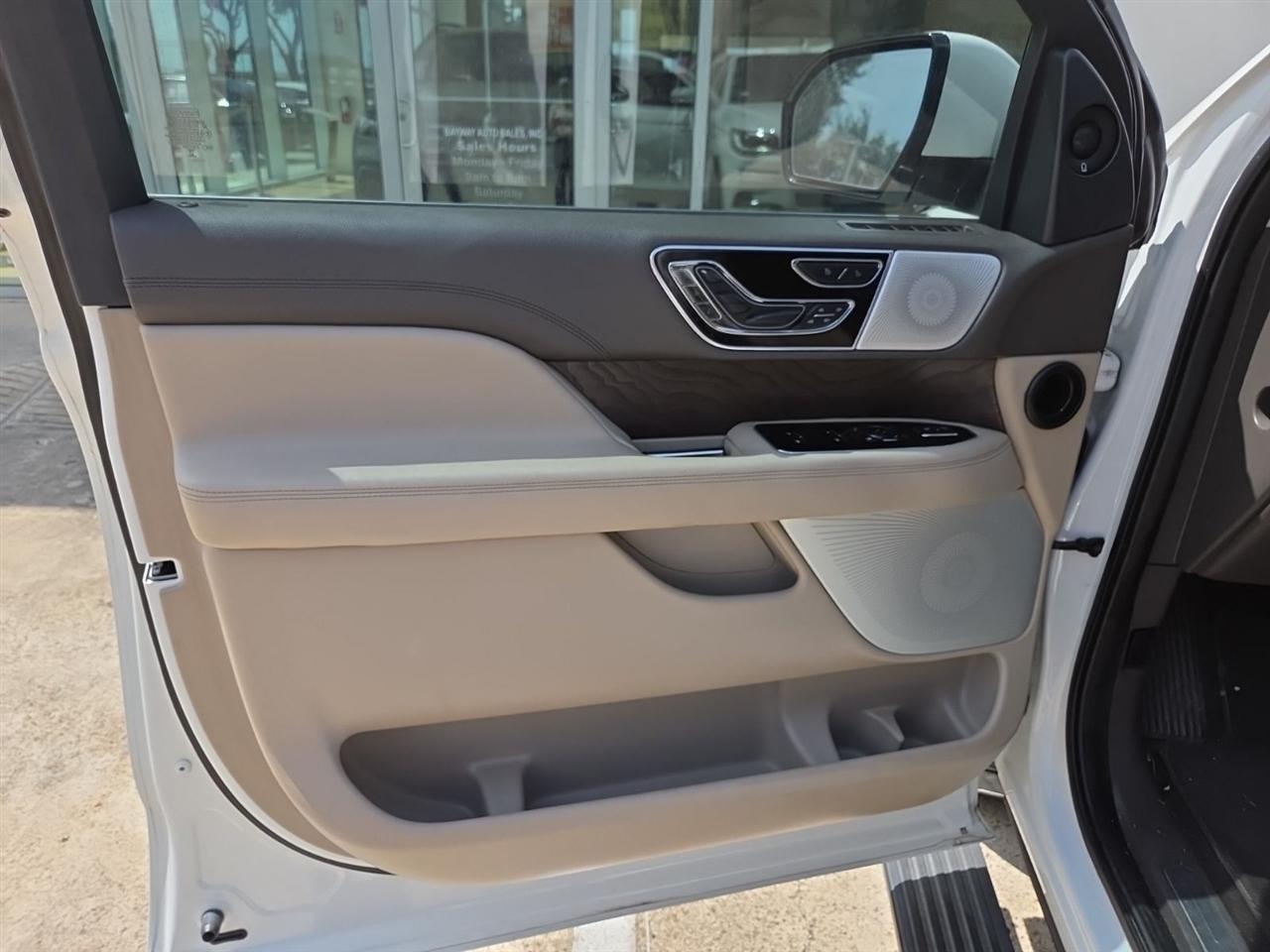 Lincoln Navigator Reserve 2023