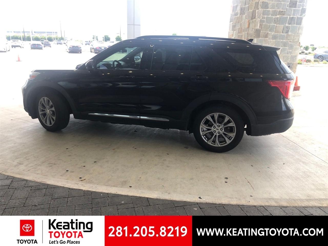 Ford Explorer XLT 2022