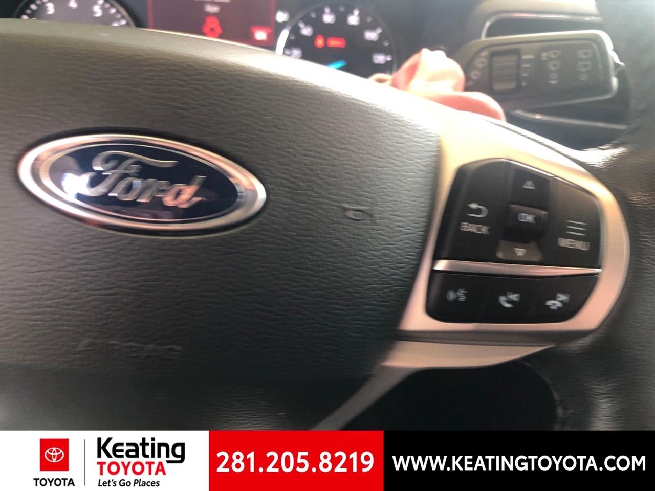 Ford Explorer XLT 2022