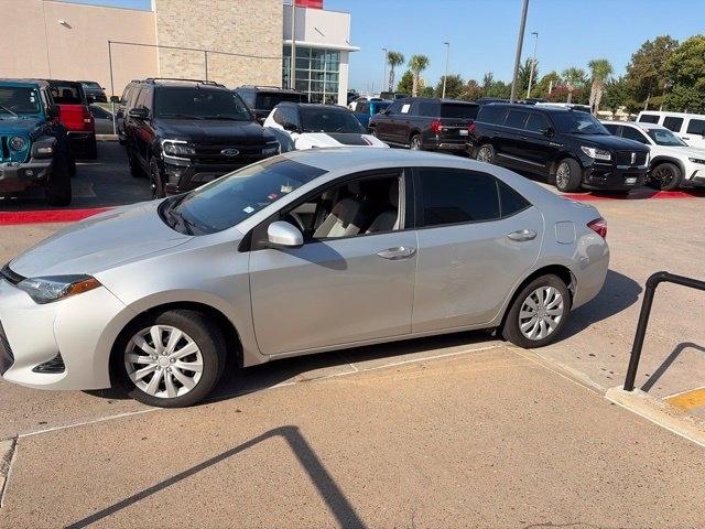 Toyota Corolla LE CVT 2018