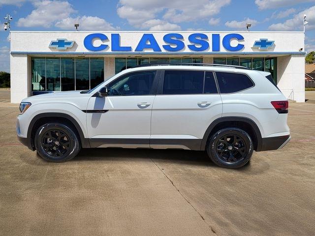 Volkswagen Atlas Peak Edition SEL AWD 2024