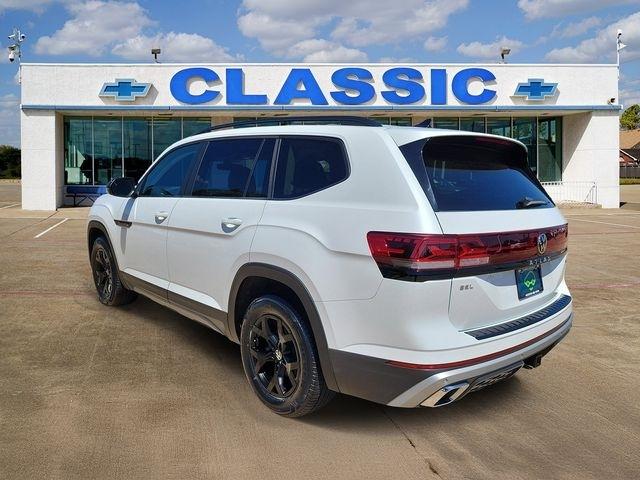 Volkswagen Atlas Peak Edition SEL AWD 2024