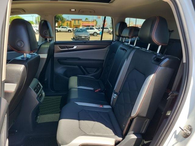 Volkswagen Atlas Peak Edition SEL AWD 2024