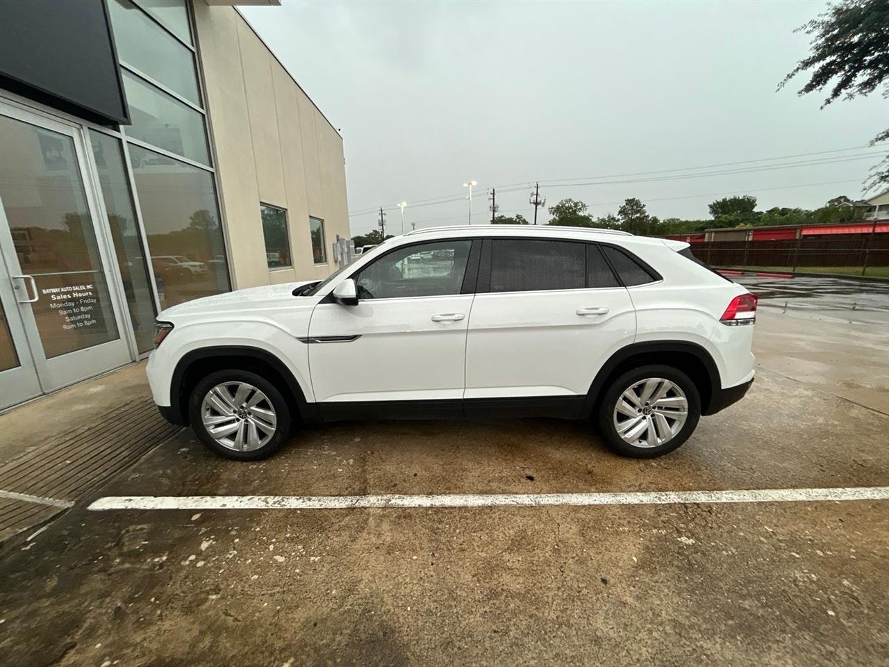 Volkswagen Atlas Cross Sport V6 SE w/Technology 2023