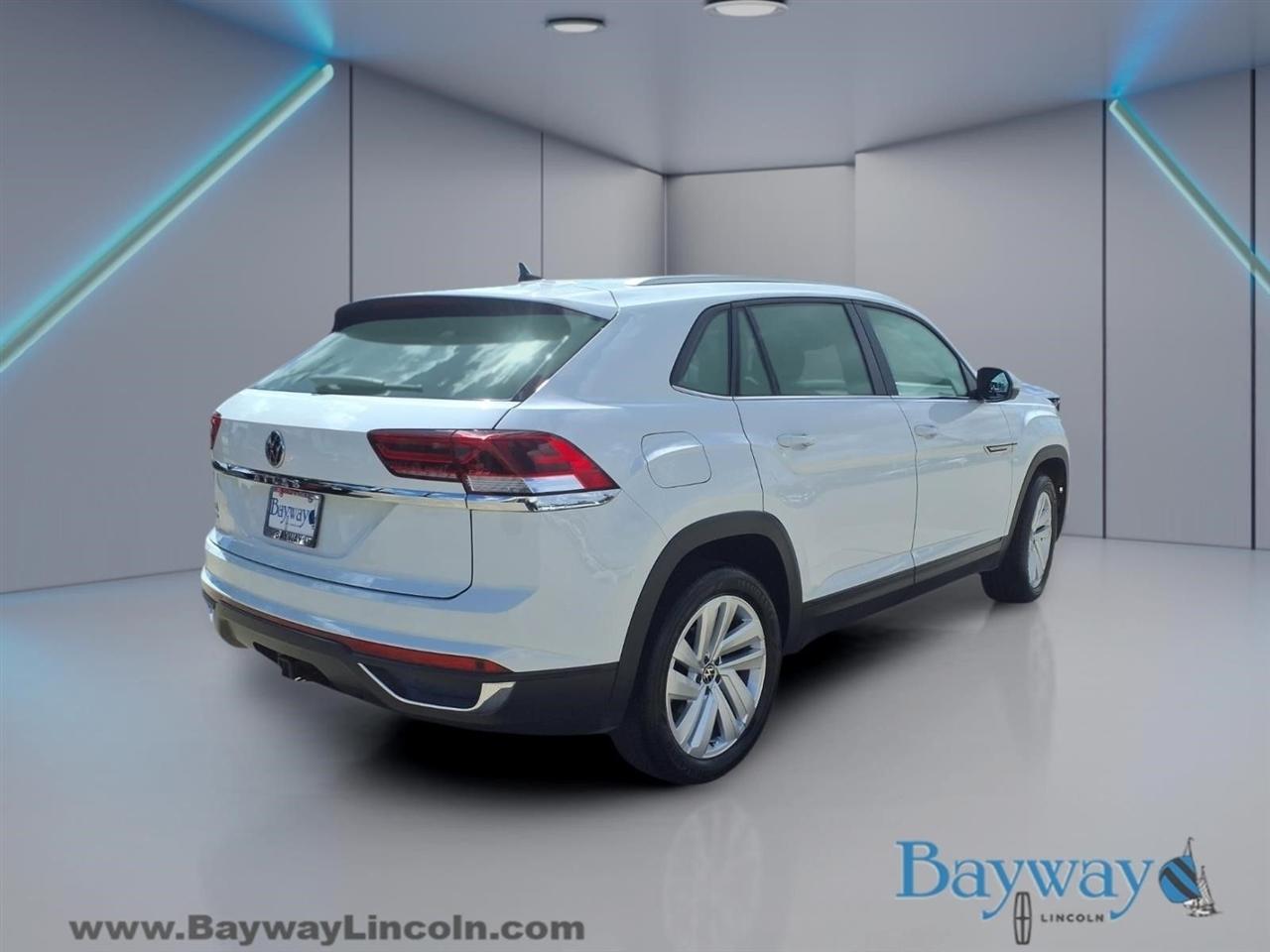 Volkswagen Atlas Cross Sport V6 SE w/Technology 2023
