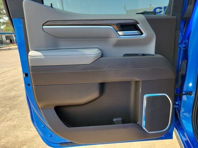 Chevrolet Silverado 1500 LT Crew Cab 2WD 2025