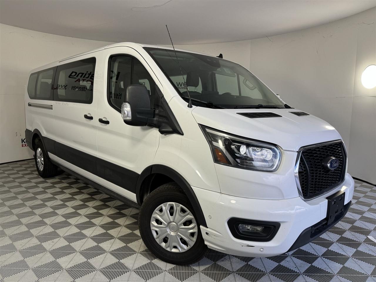 Ford Transit 350 Wagon Low Roof XLT w/Sliding Pass. 148-in. WB 2023