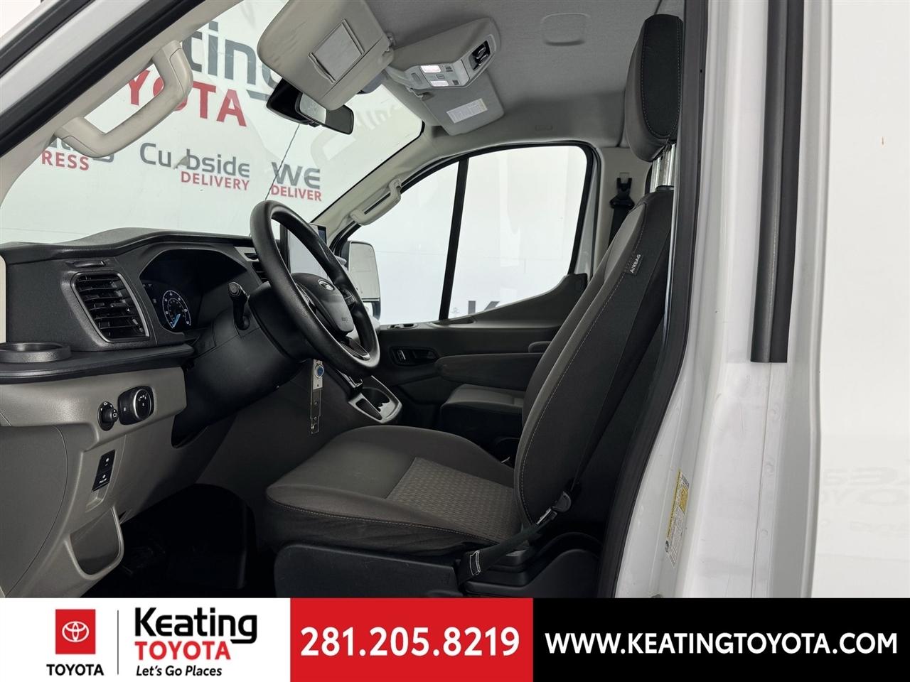Ford Transit 350 Wagon Low Roof XLT w/Sliding Pass. 148-in. WB 2023