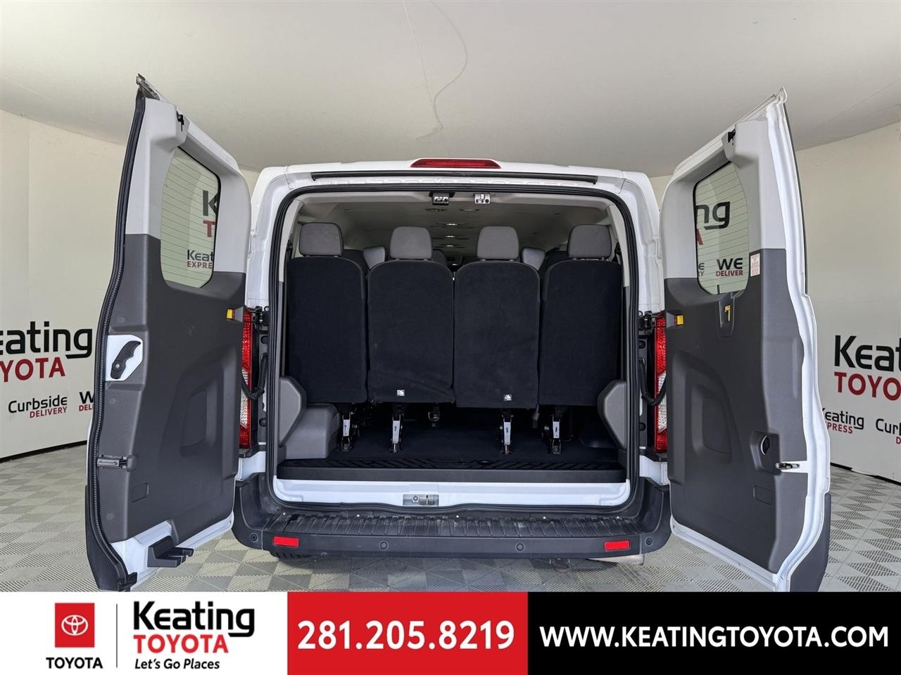 Ford Transit 350 Wagon Low Roof XLT w/Sliding Pass. 148-in. WB 2023