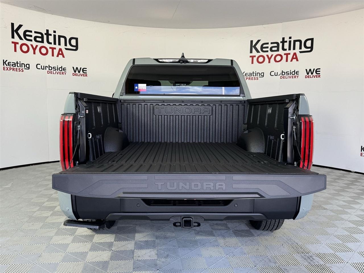 Toyota Tundra Limited CrewMax 2WD 2026