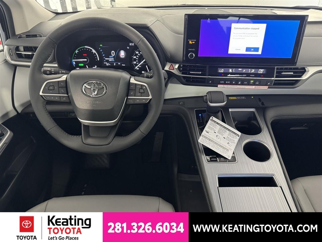 Toyota Sienna XLE 7-Passenger 2026
