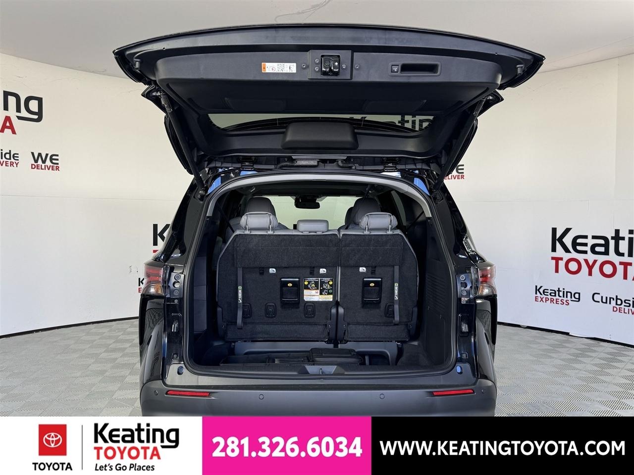 Toyota Sienna XLE 7-Passenger 2026