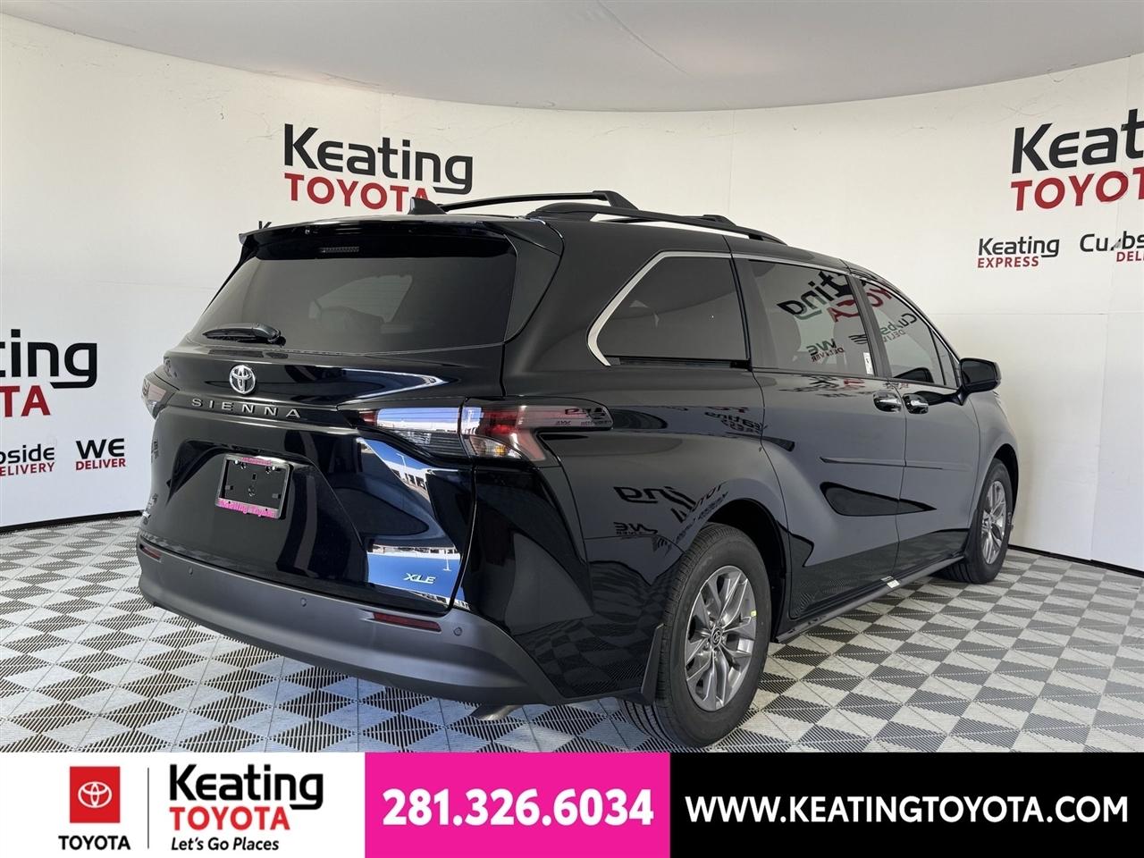 Toyota Sienna XLE 7-Passenger 2026