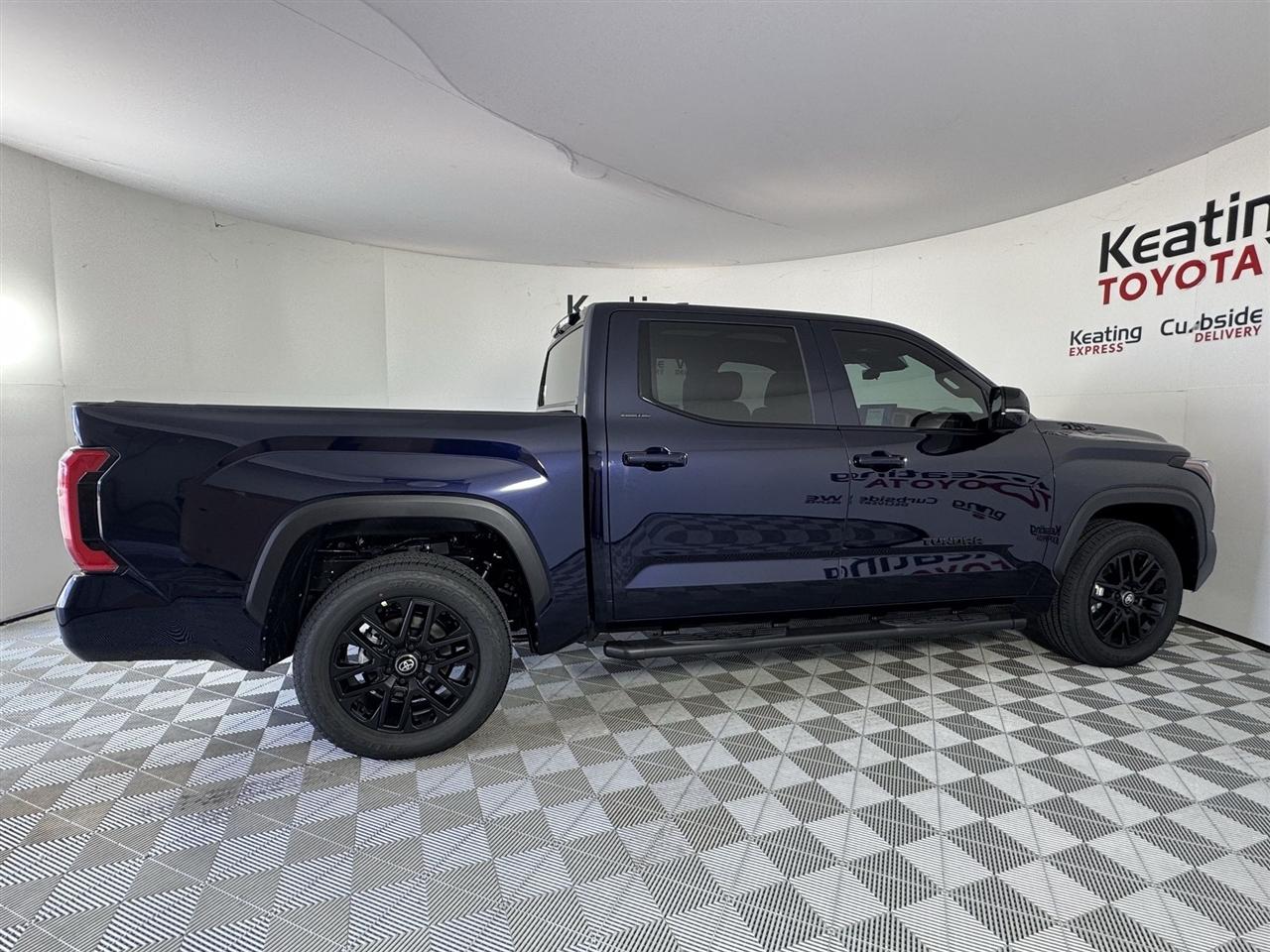 Toyota Tundra Limited CrewMax 2WD 2026