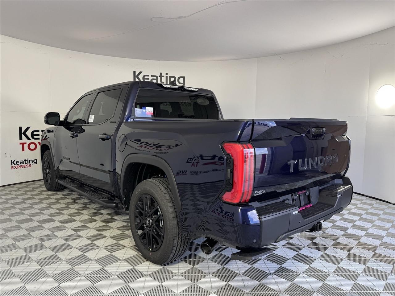 Toyota Tundra Limited CrewMax 2WD 2026