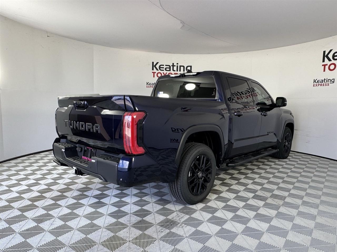 Toyota Tundra Limited CrewMax 2WD 2026