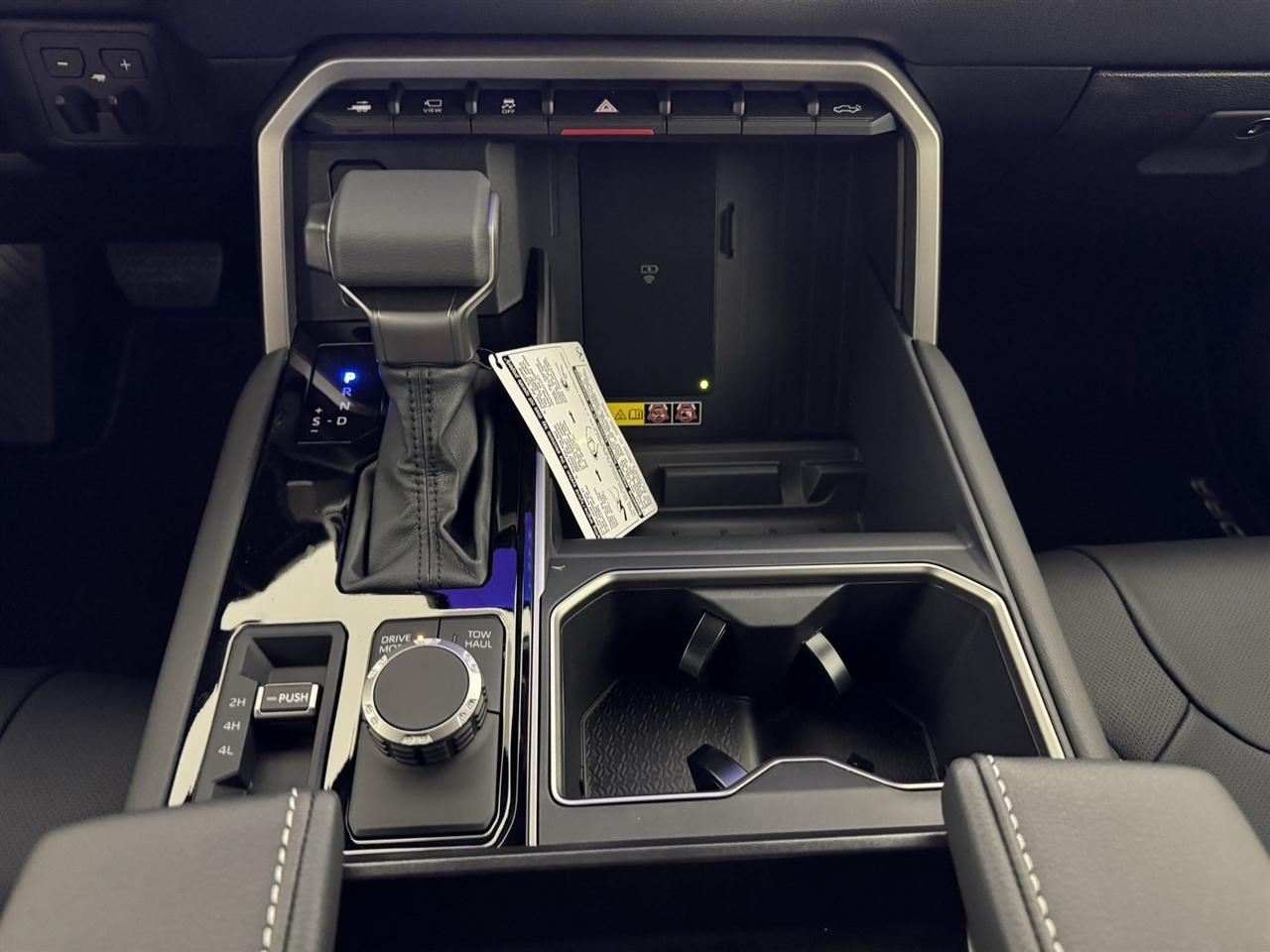 Toyota Tundra Limited CrewMax 4WD 2026