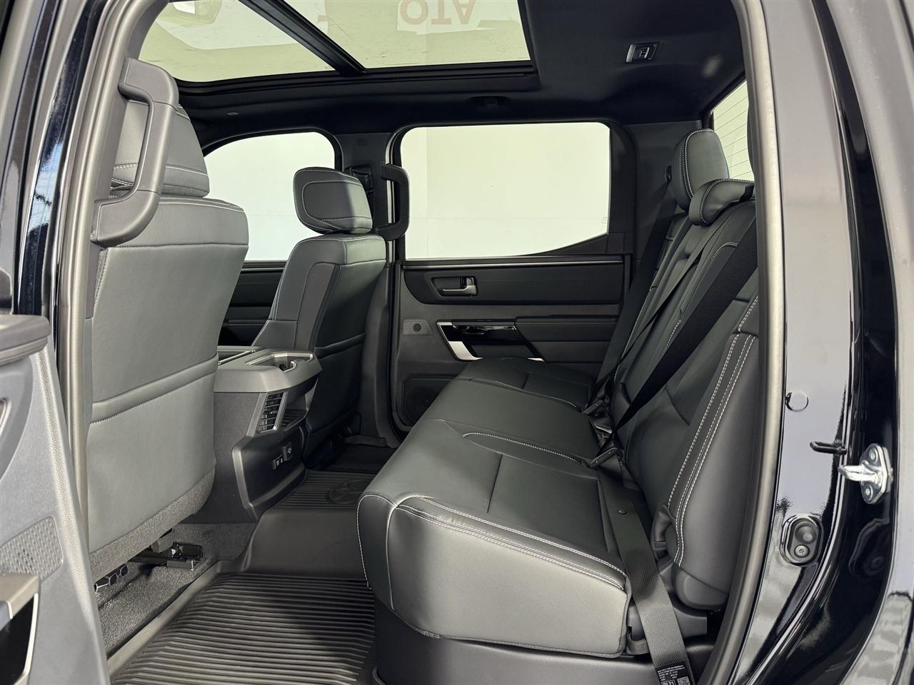 Toyota Tundra Limited CrewMax 2WD 2026
