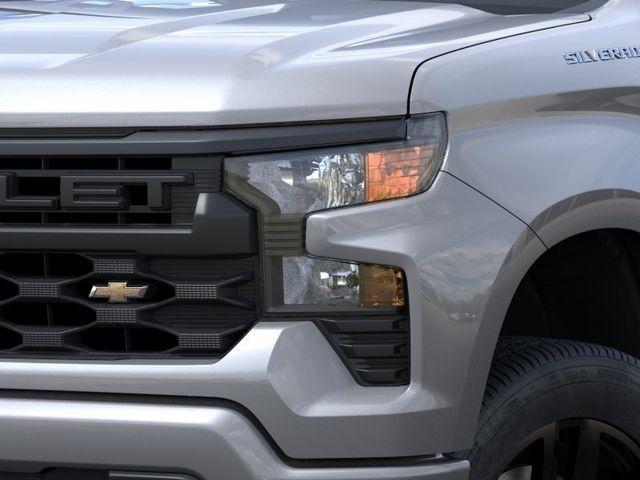 Chevrolet Silverado 1500 Custom Crew Cab 2WD 2026