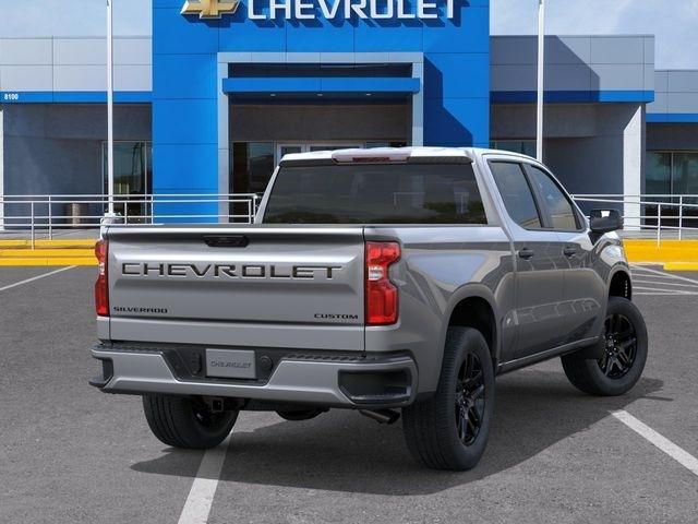 Chevrolet Silverado 1500 Custom Crew Cab 2WD 2026