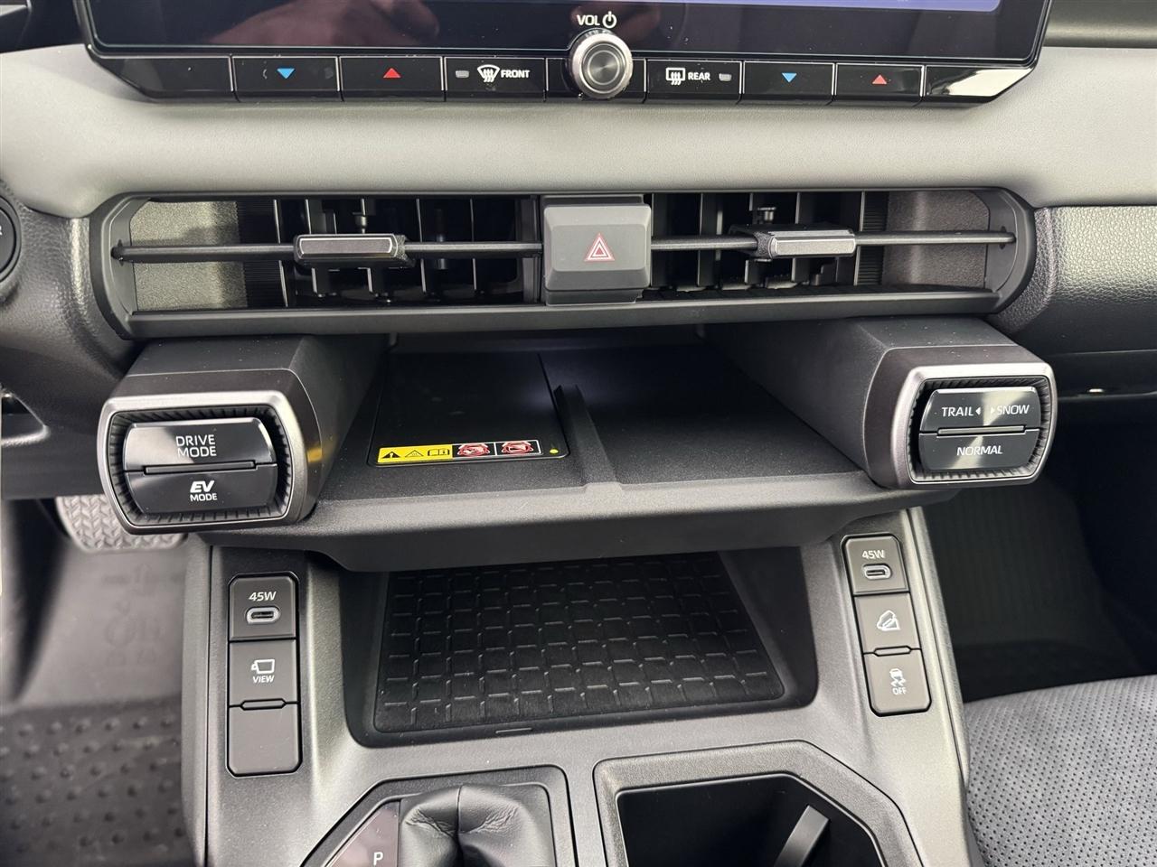 Toyota RAV4 Hybrid XSE AWD 2026