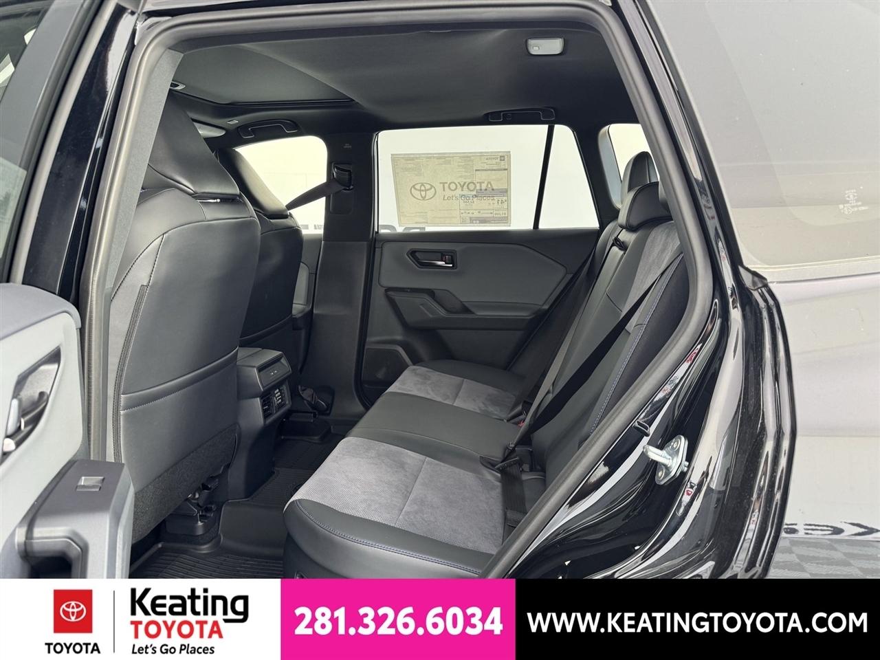 Toyota RAV4 Hybrid XSE AWD 2026