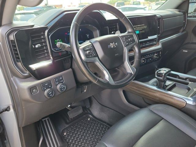 Chevrolet Silverado 1500 RST Crew Cab 4WD 2023