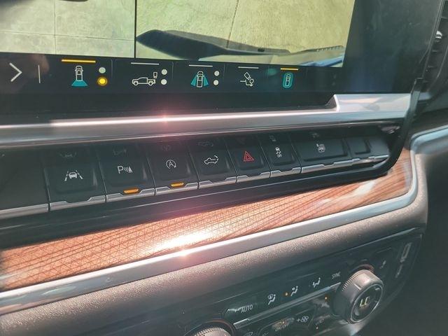 Chevrolet Silverado 1500 RST Crew Cab 4WD 2023