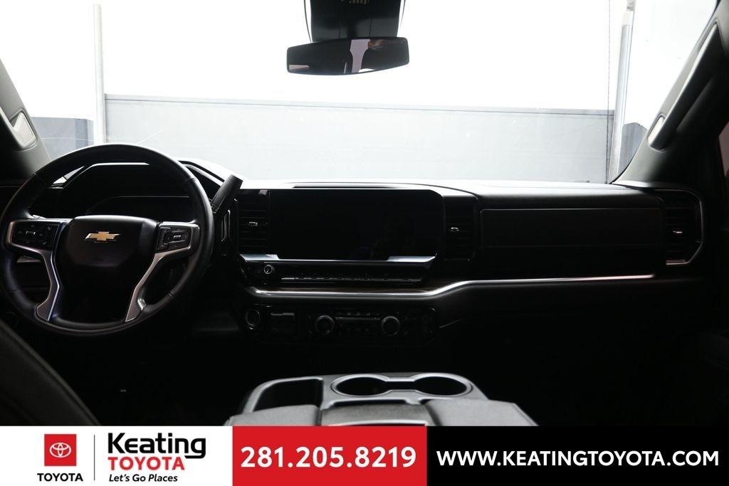 Chevrolet Silverado 1500 LT Crew Cab 4WD 2025