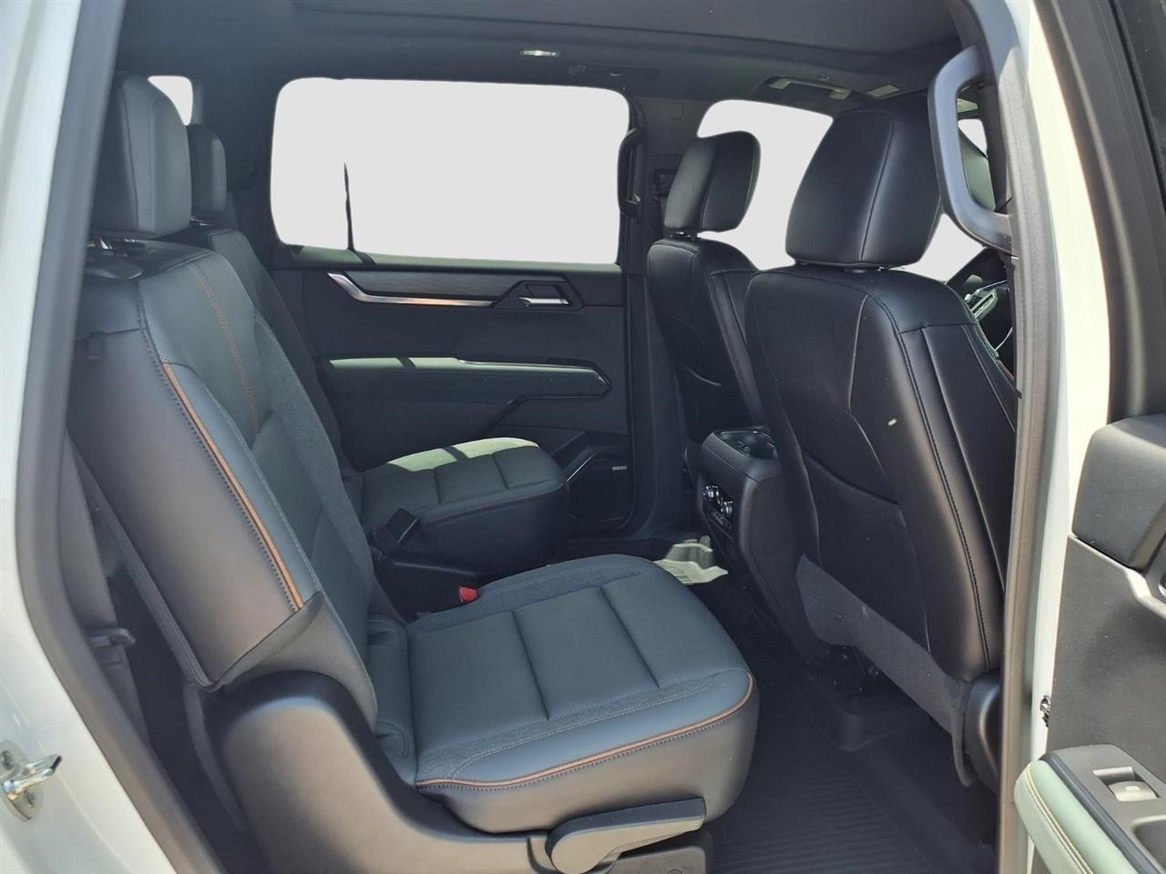 GMC Acadia AT4 AWD 2025