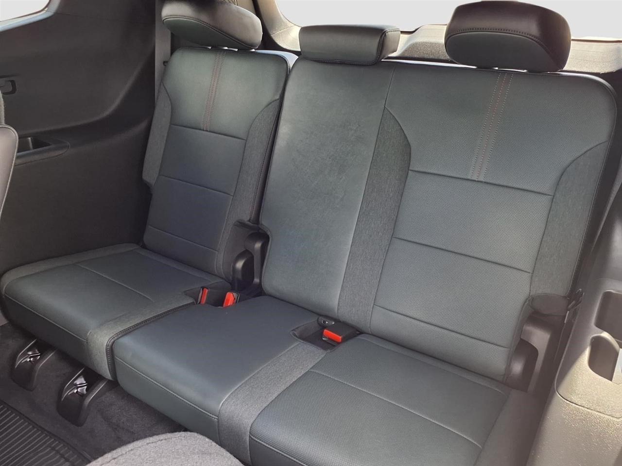GMC Acadia AT4 AWD 2025