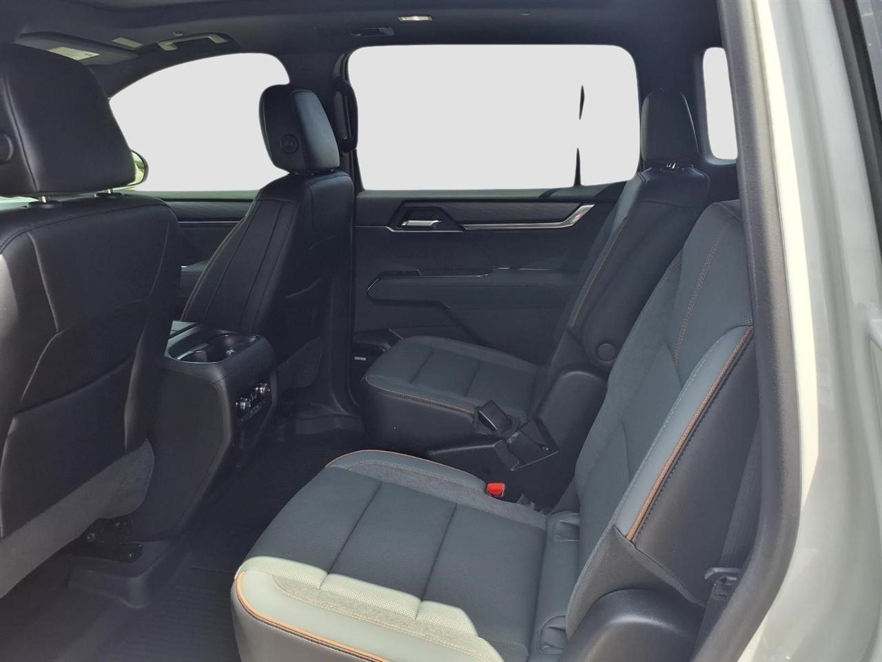 GMC Acadia AT4 AWD 2025