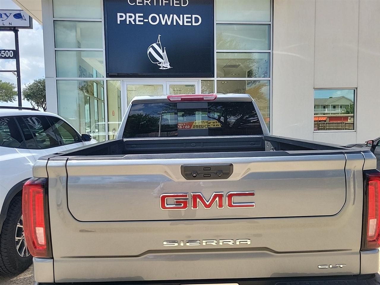 GMC Sierra 1500 SLT Crew Cab 4WD 2026
