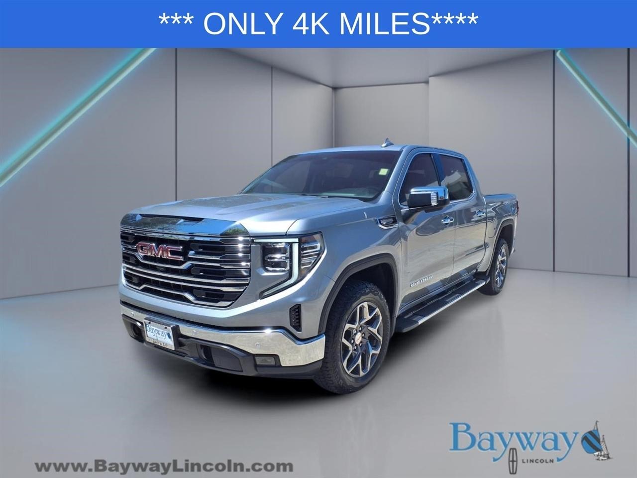 GMC Sierra 1500 SLT Crew Cab 4WD 2026