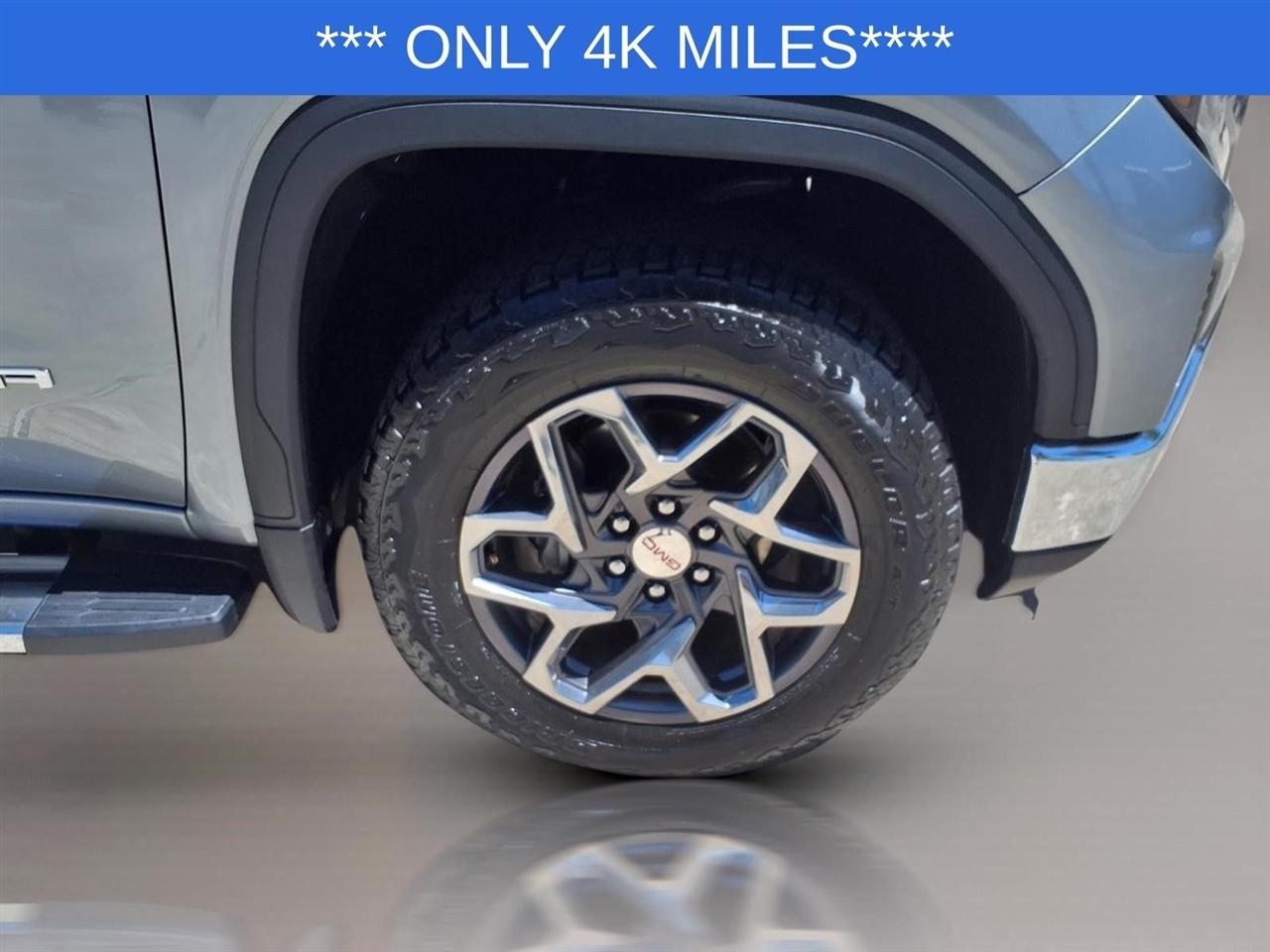 GMC Sierra 1500 SLT Crew Cab 4WD 2026