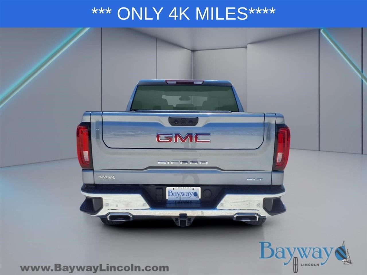 GMC Sierra 1500 SLT Crew Cab 4WD 2026