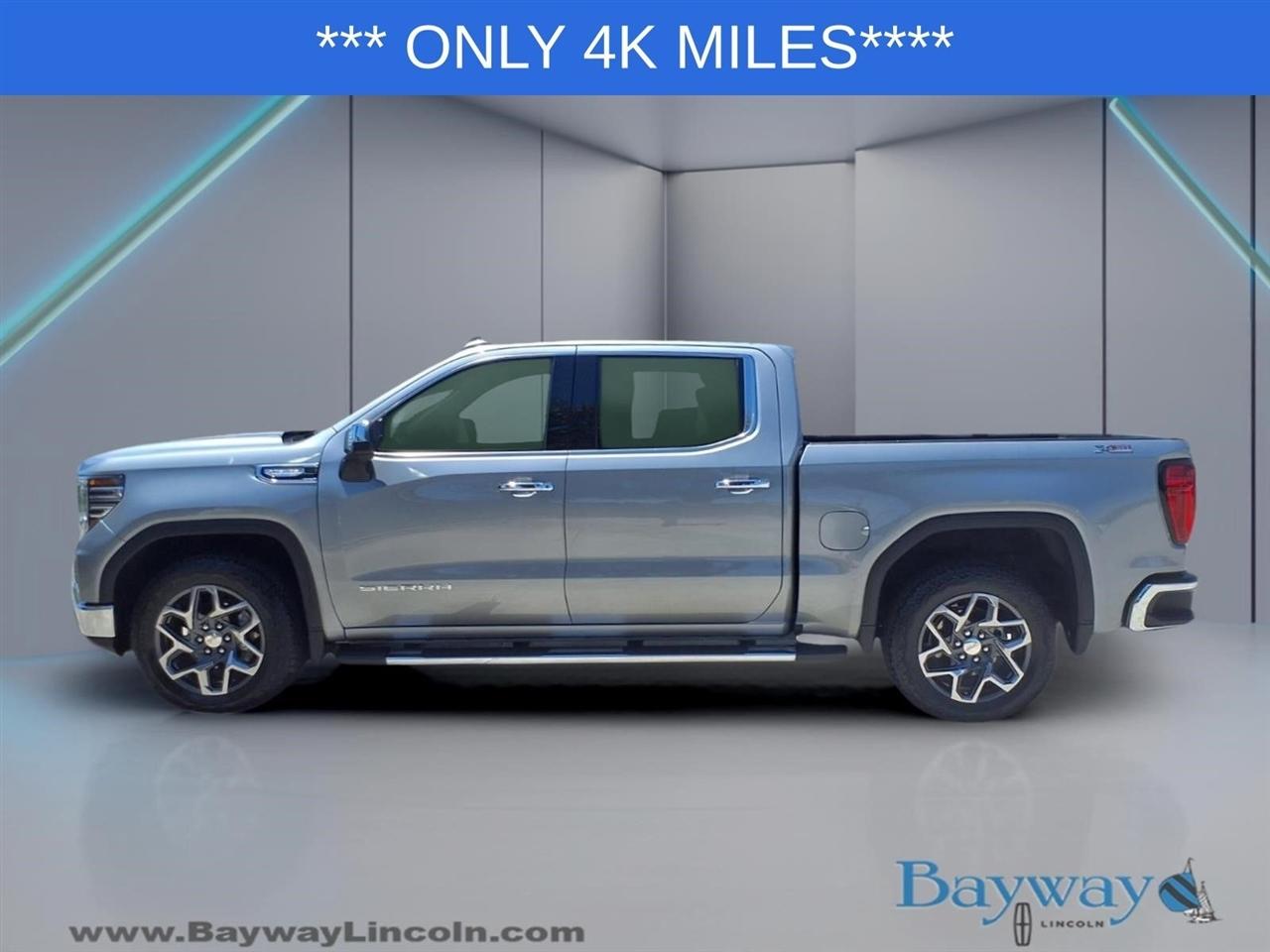 GMC Sierra 1500 SLT Crew Cab 4WD 2026