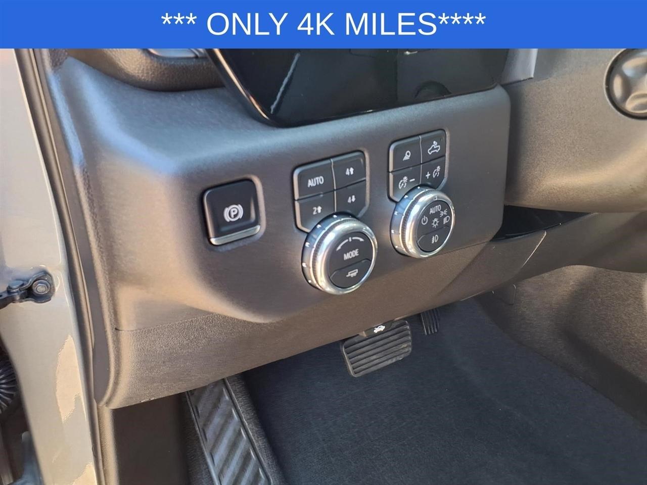 GMC Sierra 1500 SLT Crew Cab 4WD 2026