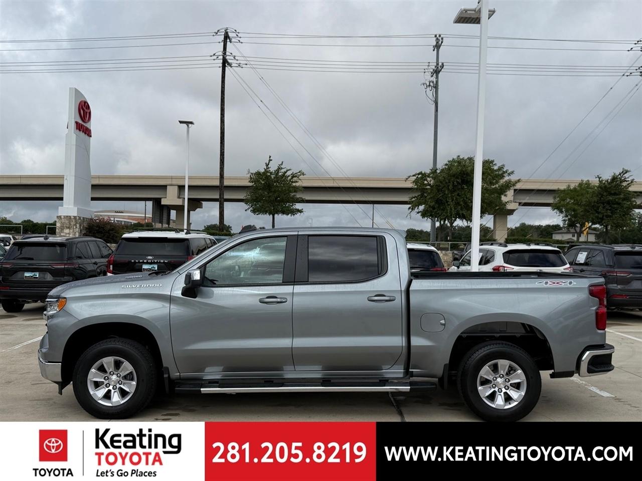 Chevrolet Silverado 1500 LT Crew Cab 4WD 2026