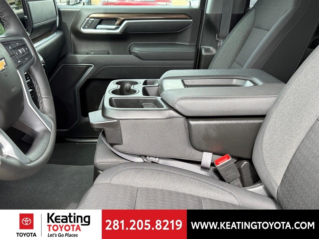 Chevrolet Silverado 1500 LT Crew Cab 4WD 2026