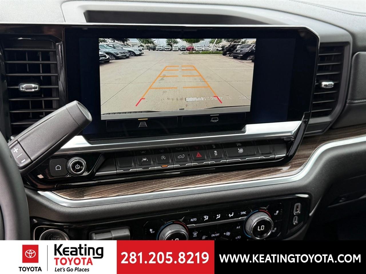 Chevrolet Silverado 1500 LT Crew Cab 4WD 2026
